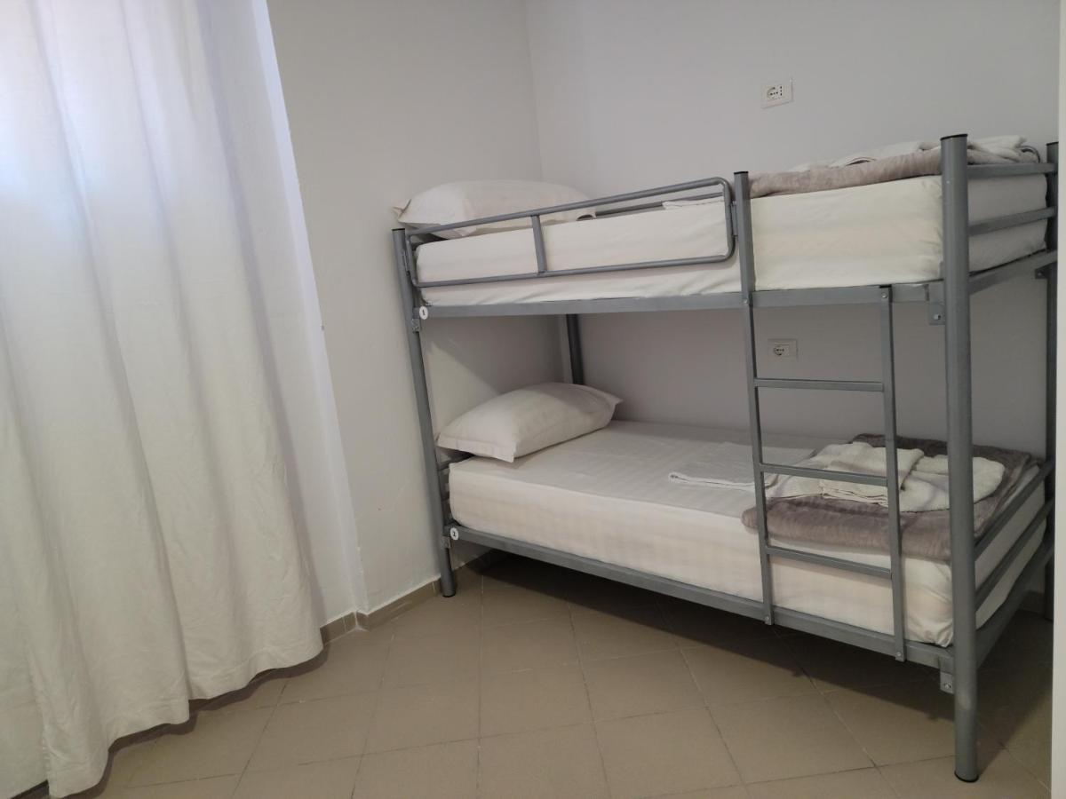 Hostel K13 Saranda Zewnętrze zdjęcie