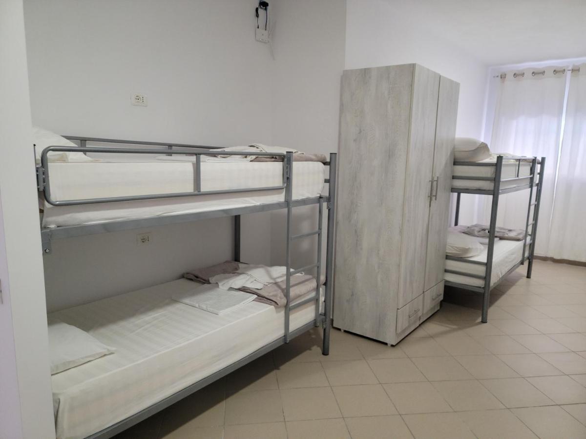 Hostel K13 Saranda Zewnętrze zdjęcie
