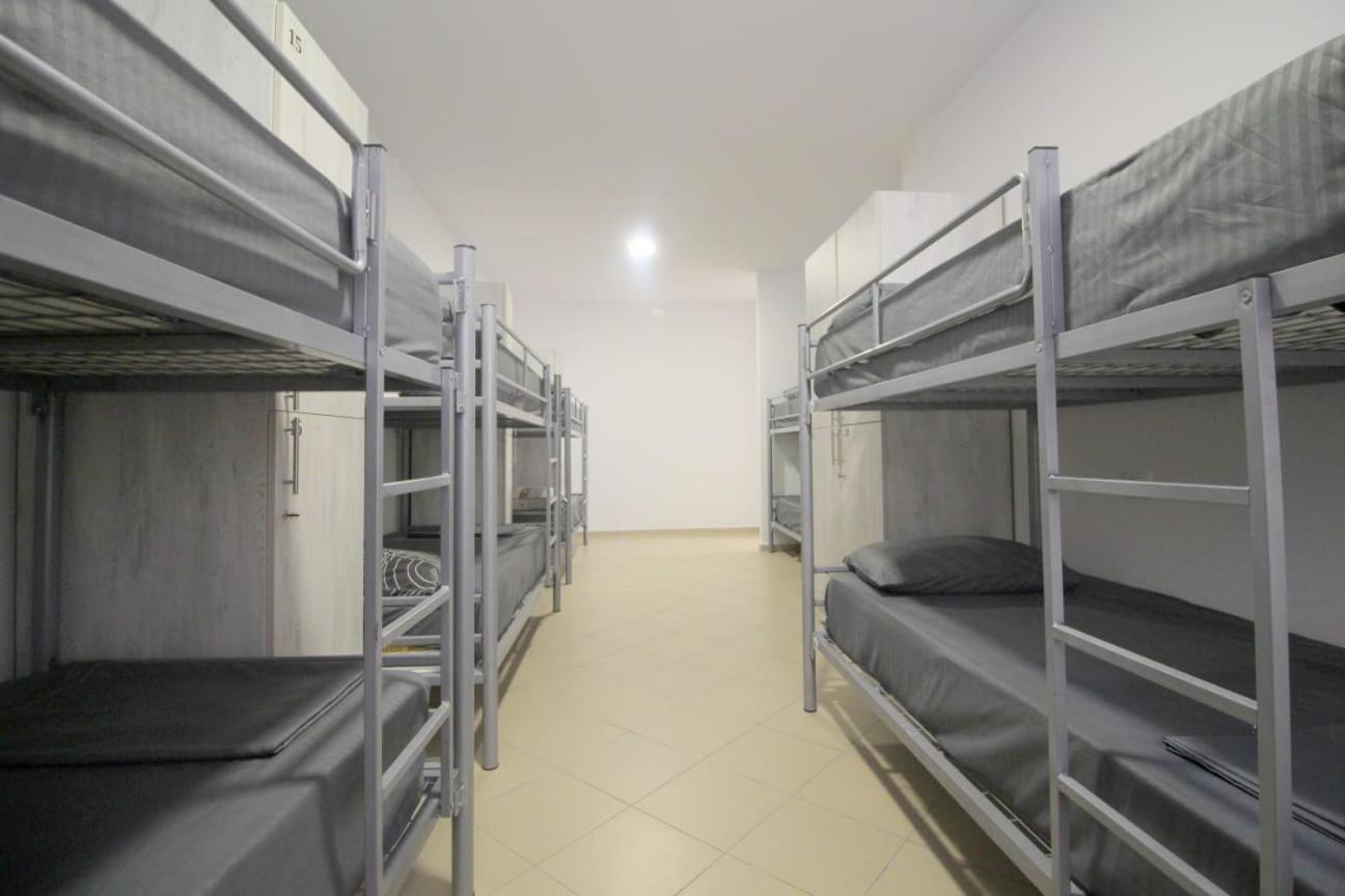 Hostel K13 Saranda Zewnętrze zdjęcie