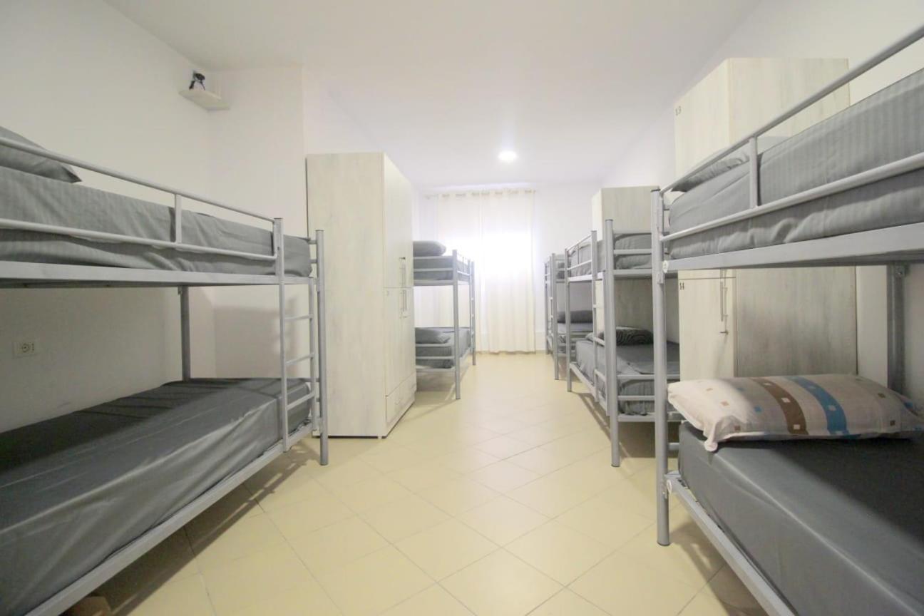 Hostel K13 Saranda Zewnętrze zdjęcie