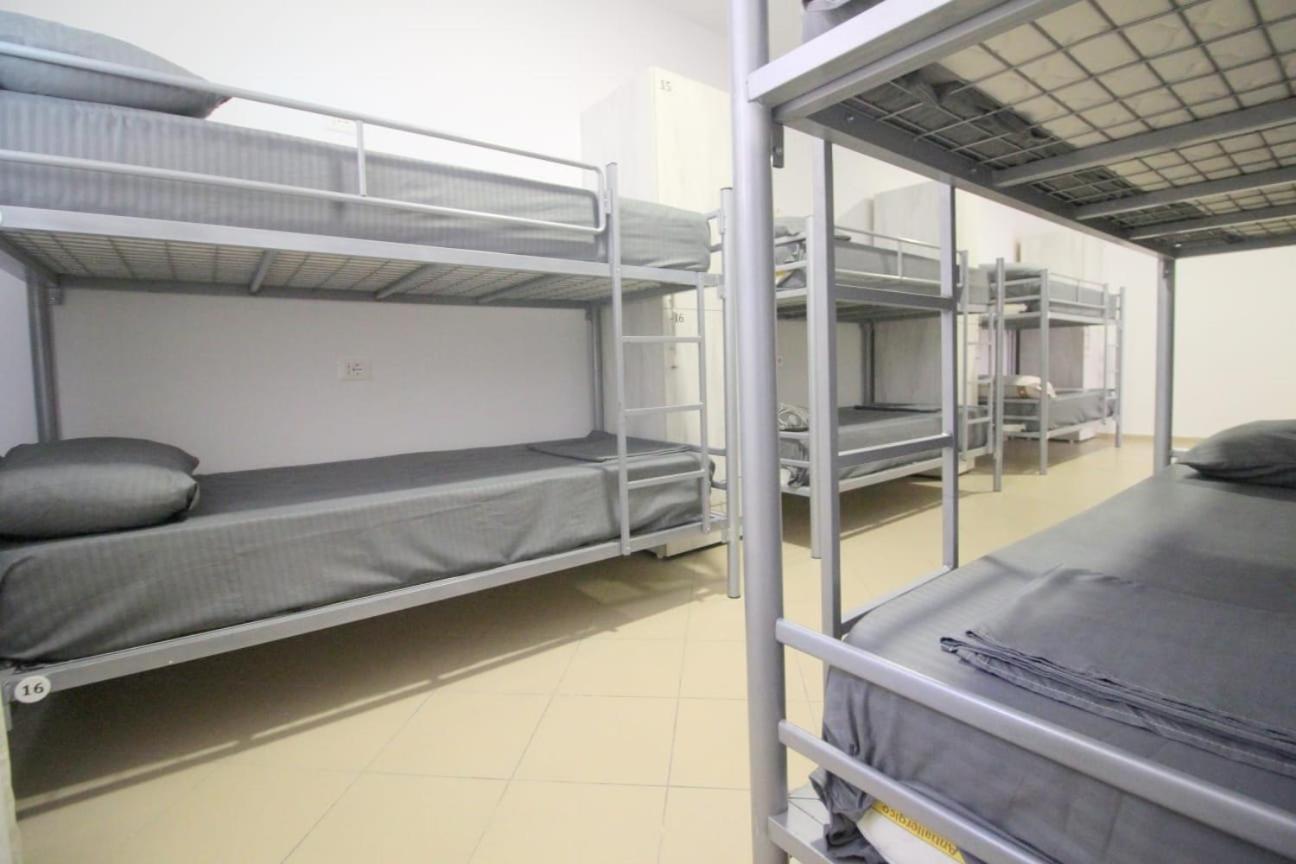 Hostel K13 Saranda Zewnętrze zdjęcie