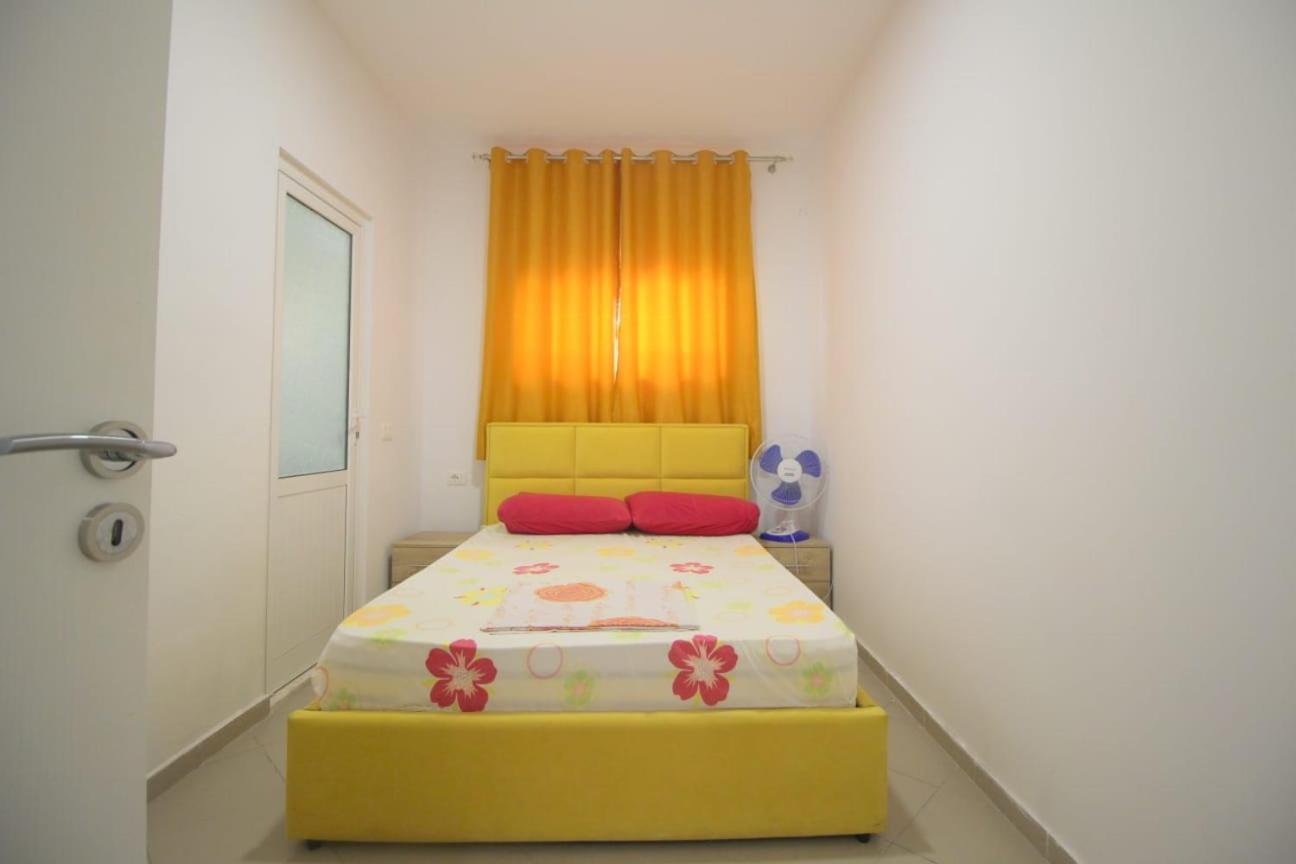 Hostel K13 Saranda Zewnętrze zdjęcie