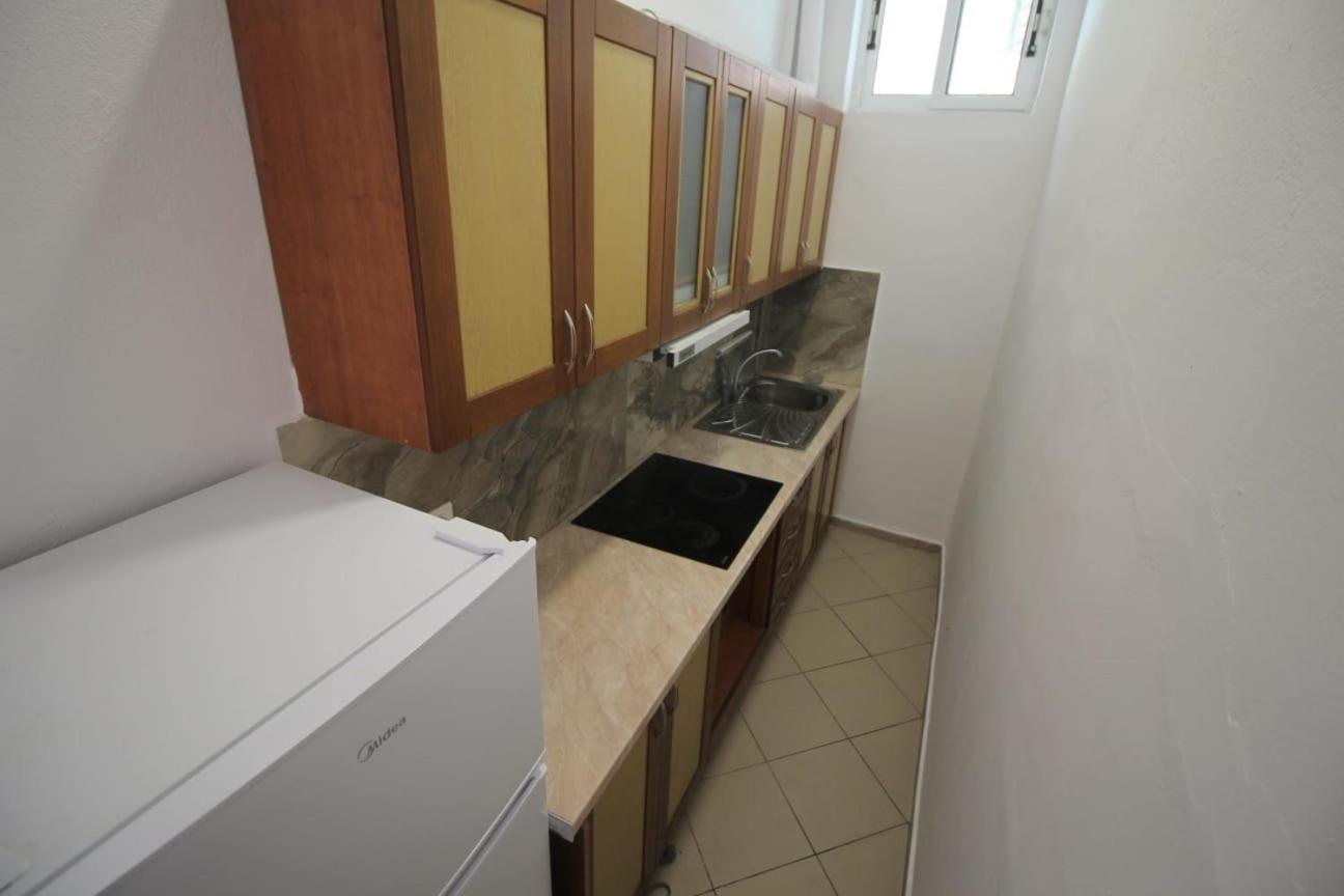 Hostel K13 Saranda Zewnętrze zdjęcie