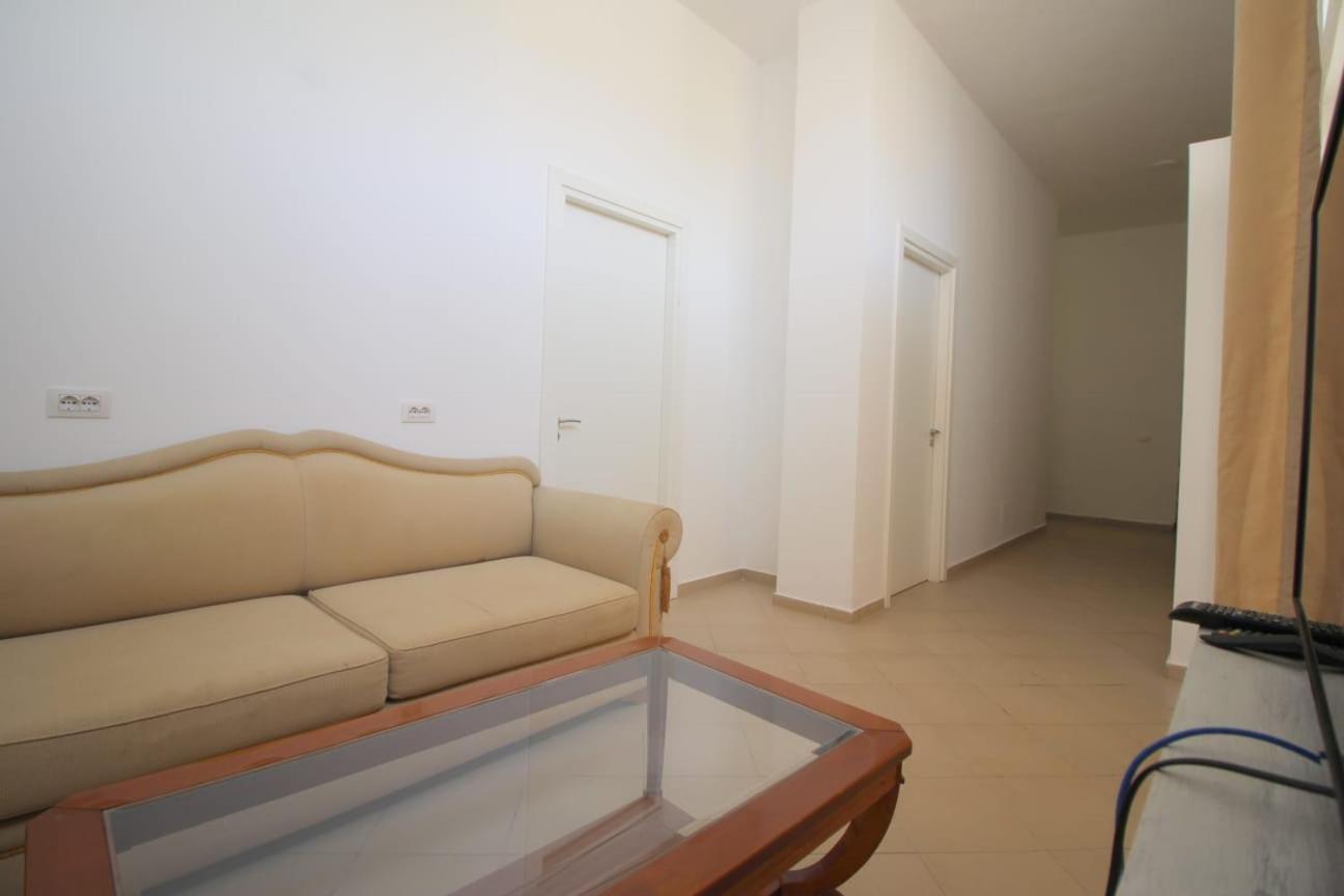 Hostel K13 Saranda Zewnętrze zdjęcie