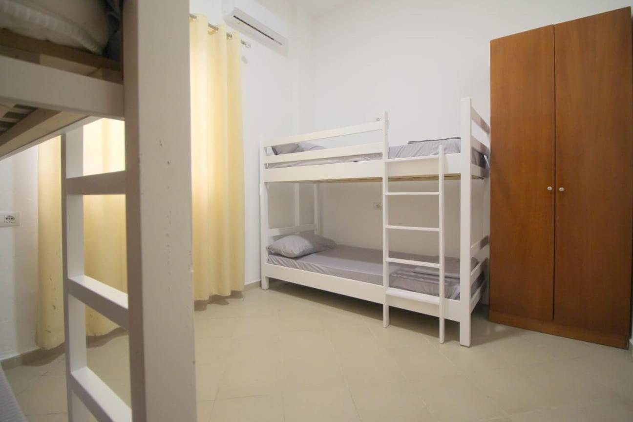 Hostel K13 Saranda Zewnętrze zdjęcie